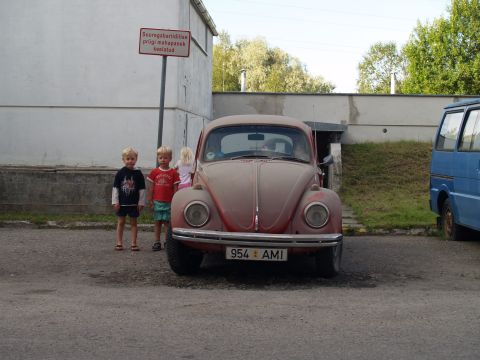 Siia siis suurt prügi maha panna ei tohtinud. Seega ...