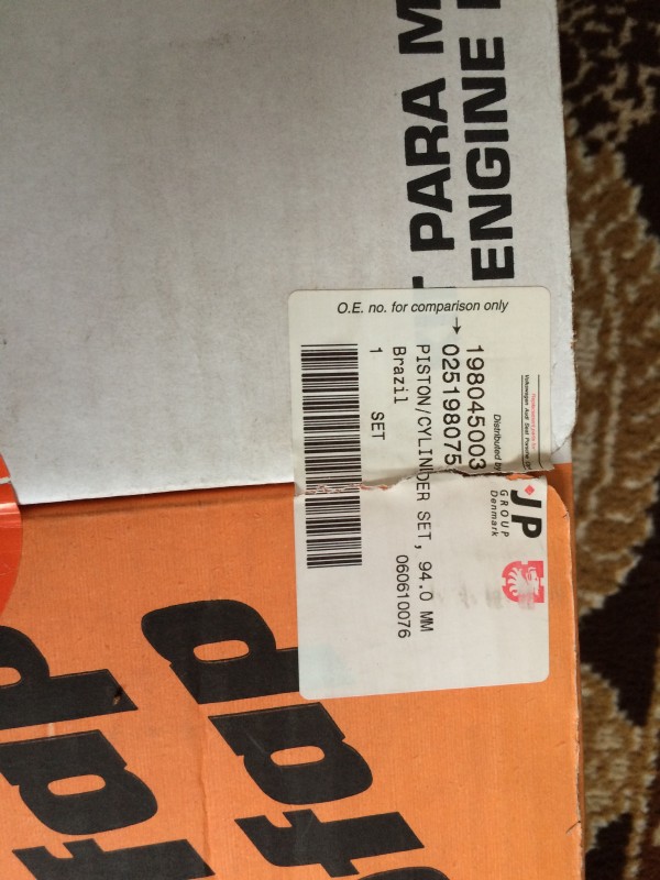 IMG_5085.jpg (1.36 MiB) Vaadatud 15139 korda hülsid,kolvigrupp