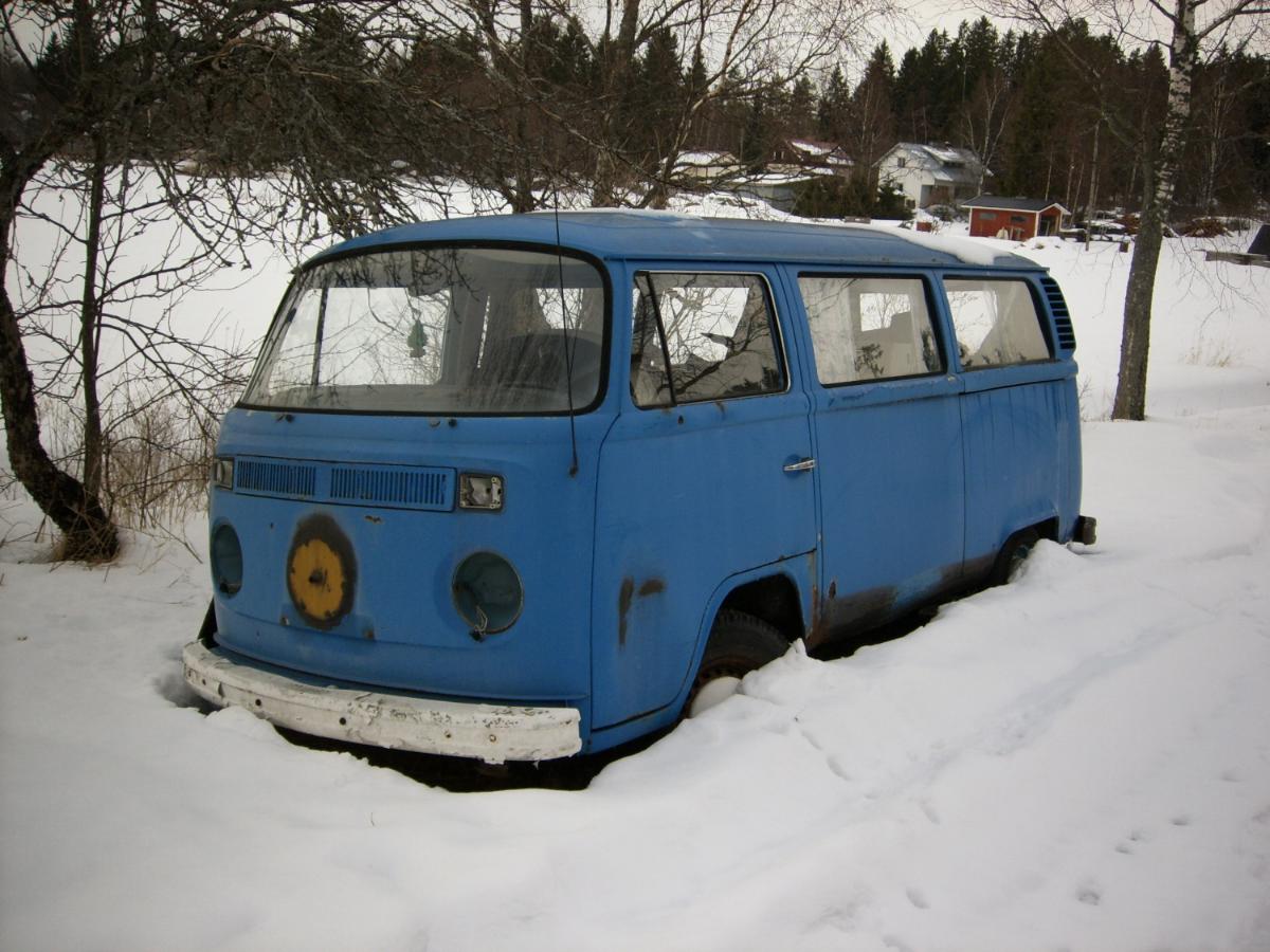 1sininen_etu.jpg